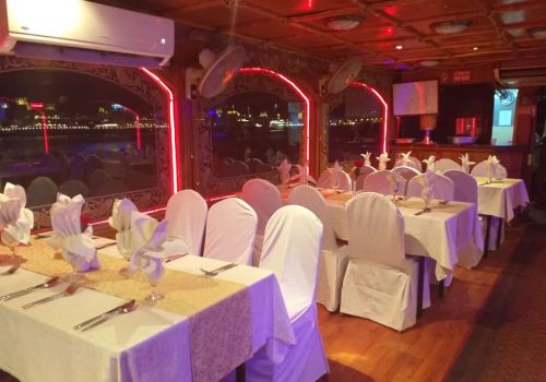 Crusing in Dubai Creek